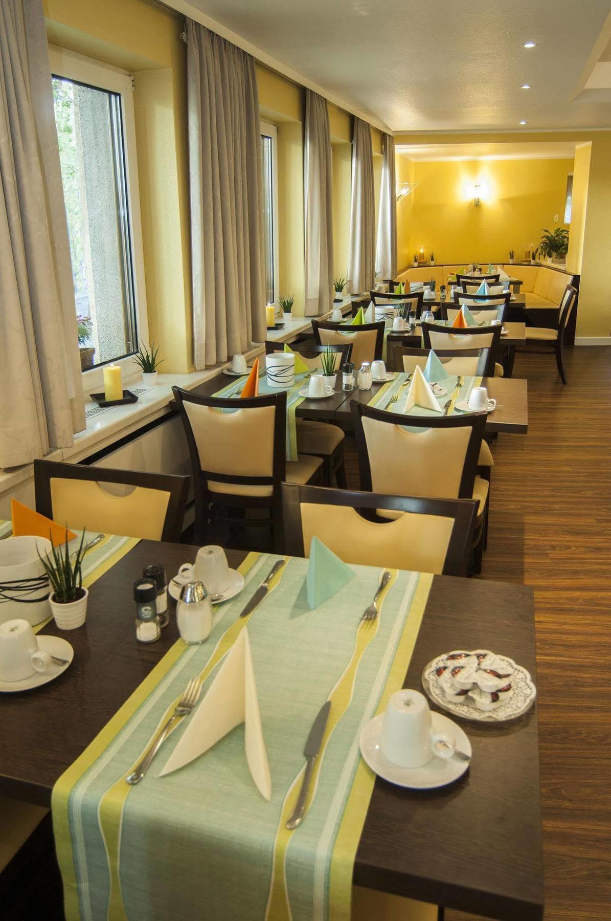 Hotel Allegro Cologne Exterior photo